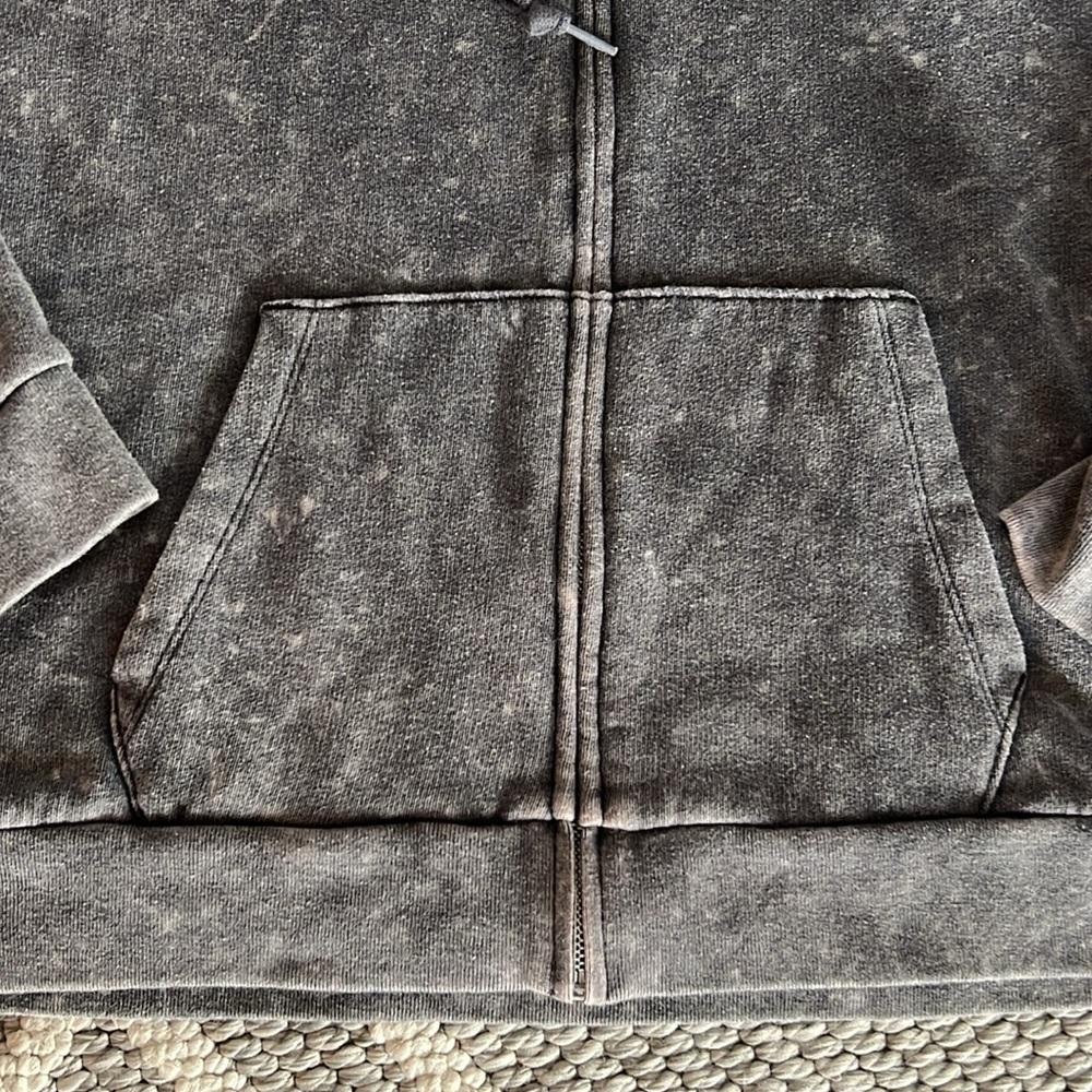 PINK Victoria’s Secret. Size XL. Gray super soft zip up hoodie. - Picture 7 of 8